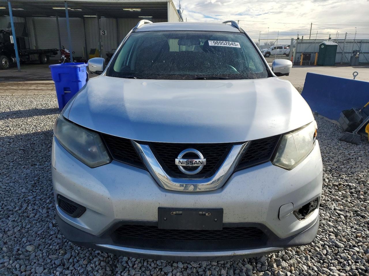 2015 Nissan Rogue s