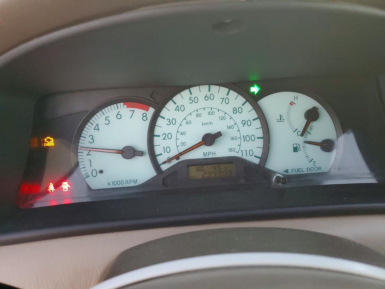 2004 Toyota Corolla ce