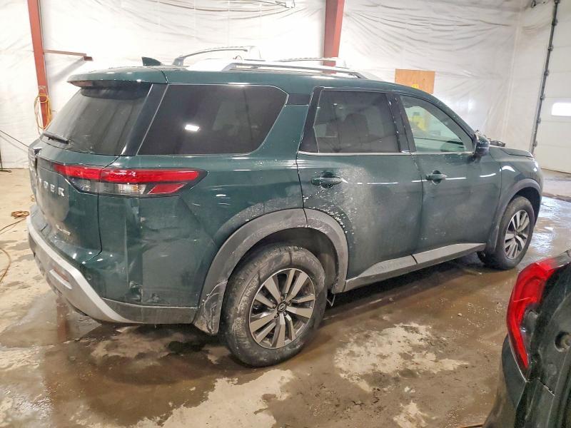 2025 Nissan Pathfinder sl