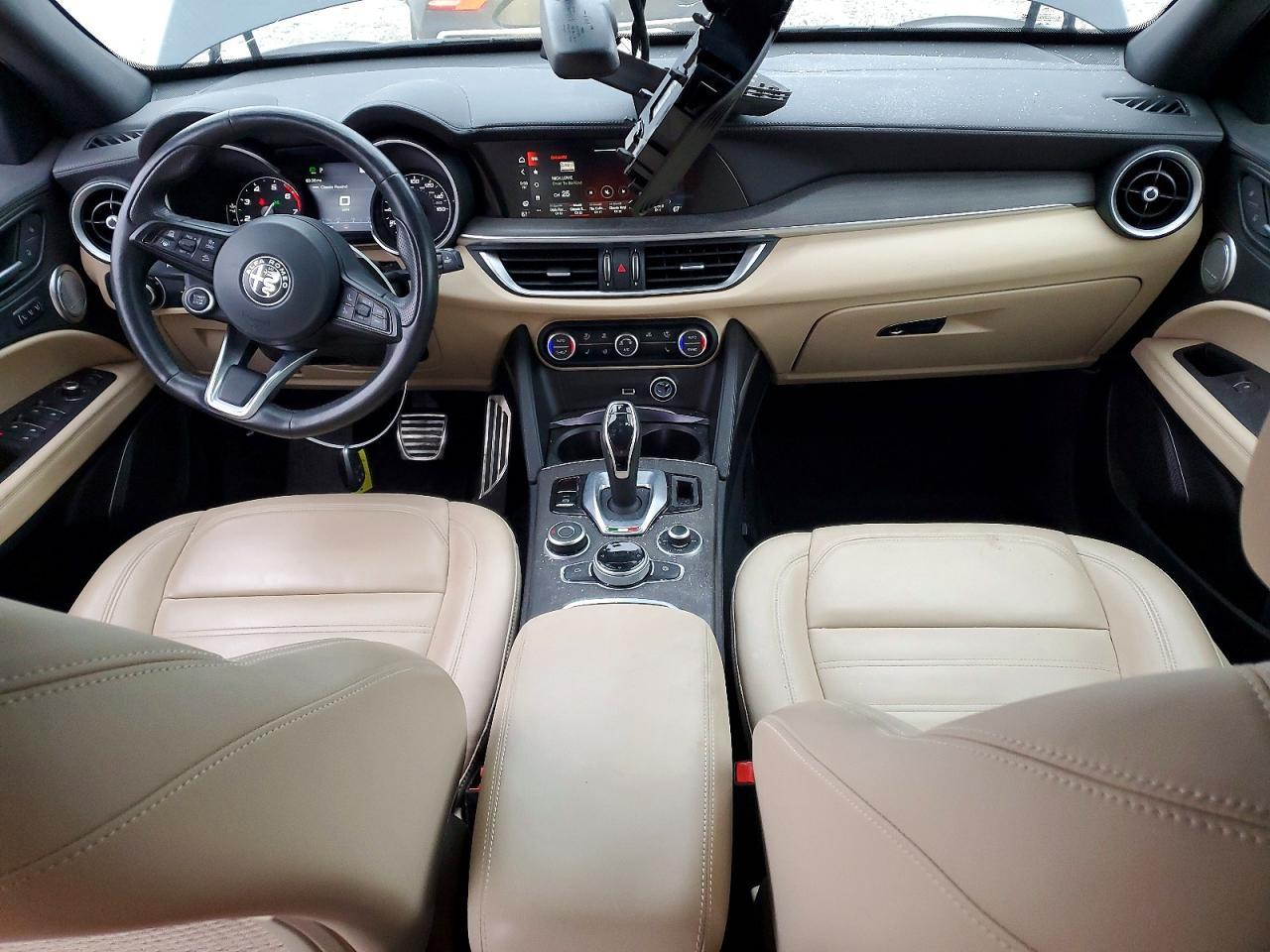 2023 Alfa Romeo Stelvio ti