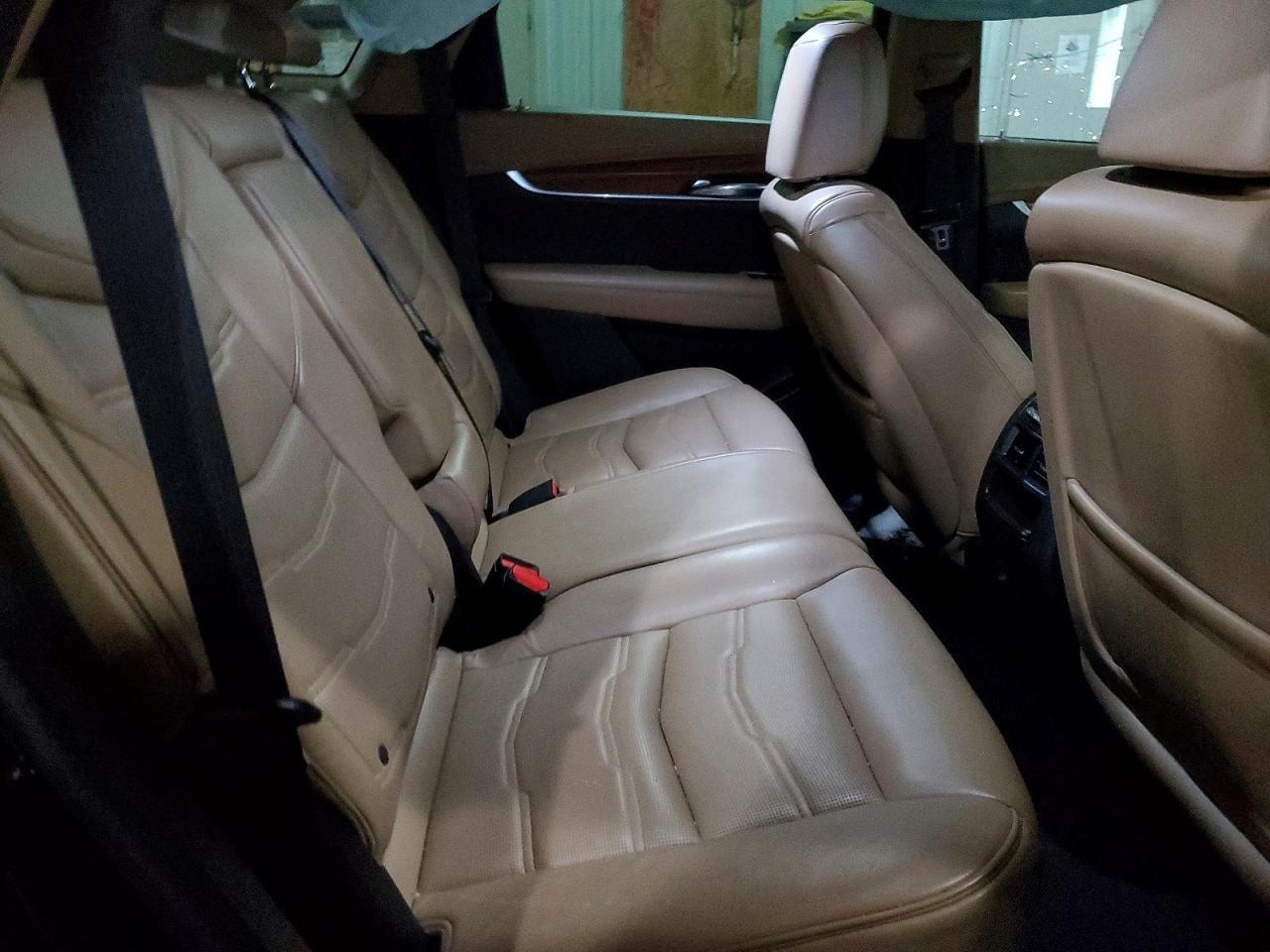 2017 Cadillac XT5 Platinum