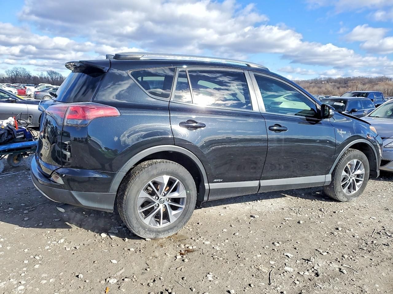 2018 Toyota Rav4 hv le