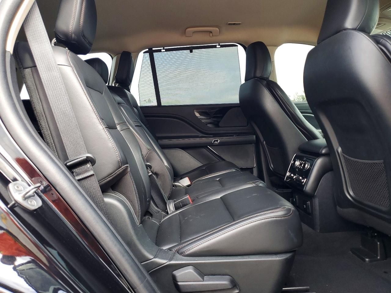 2022 Lincoln Townhouse Aviator