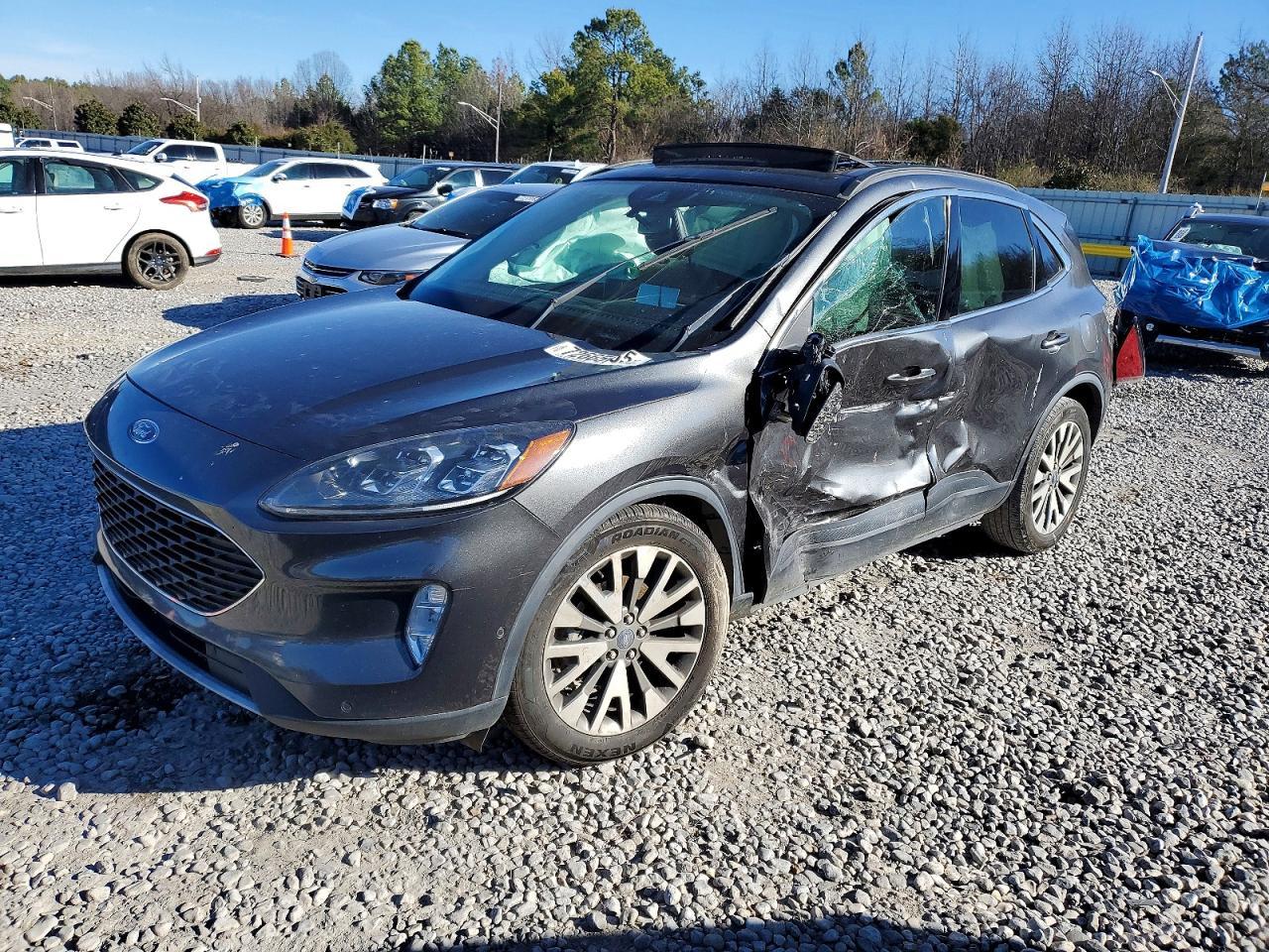 2020 Ford Escape Titanium