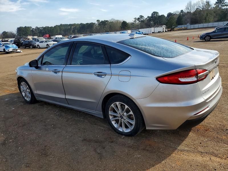 2020 Ford Fusion se