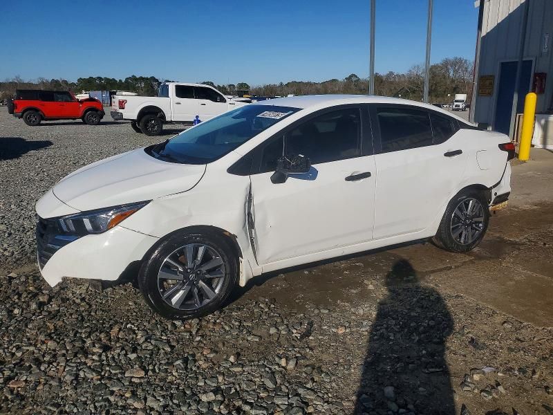 2024 Nissan Versa s