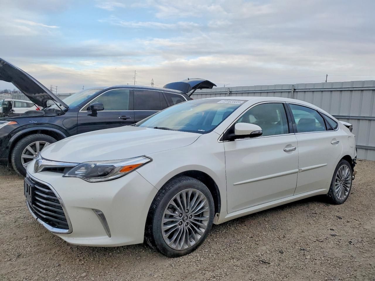 2018 Toyota Avalon xle