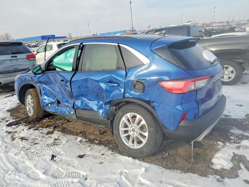 2022 Ford Escape se