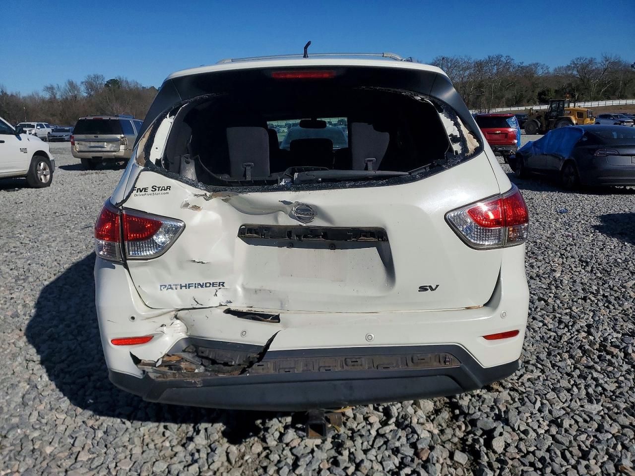 2015 Nissan Pathfinder s