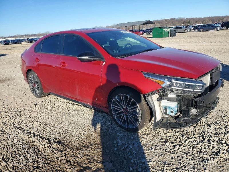 2022 KIA Forte gt