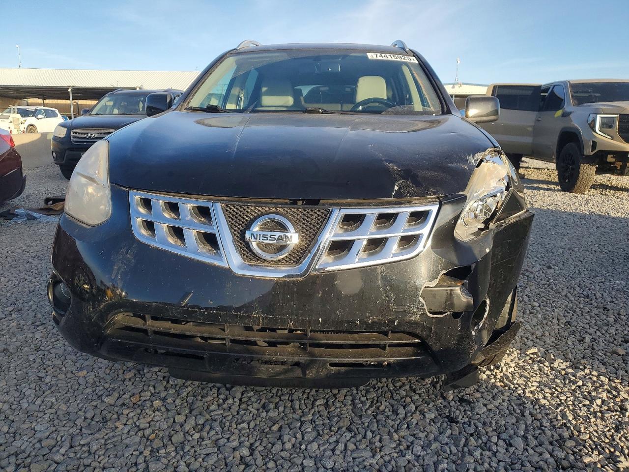 2011 Nissan Rogue s