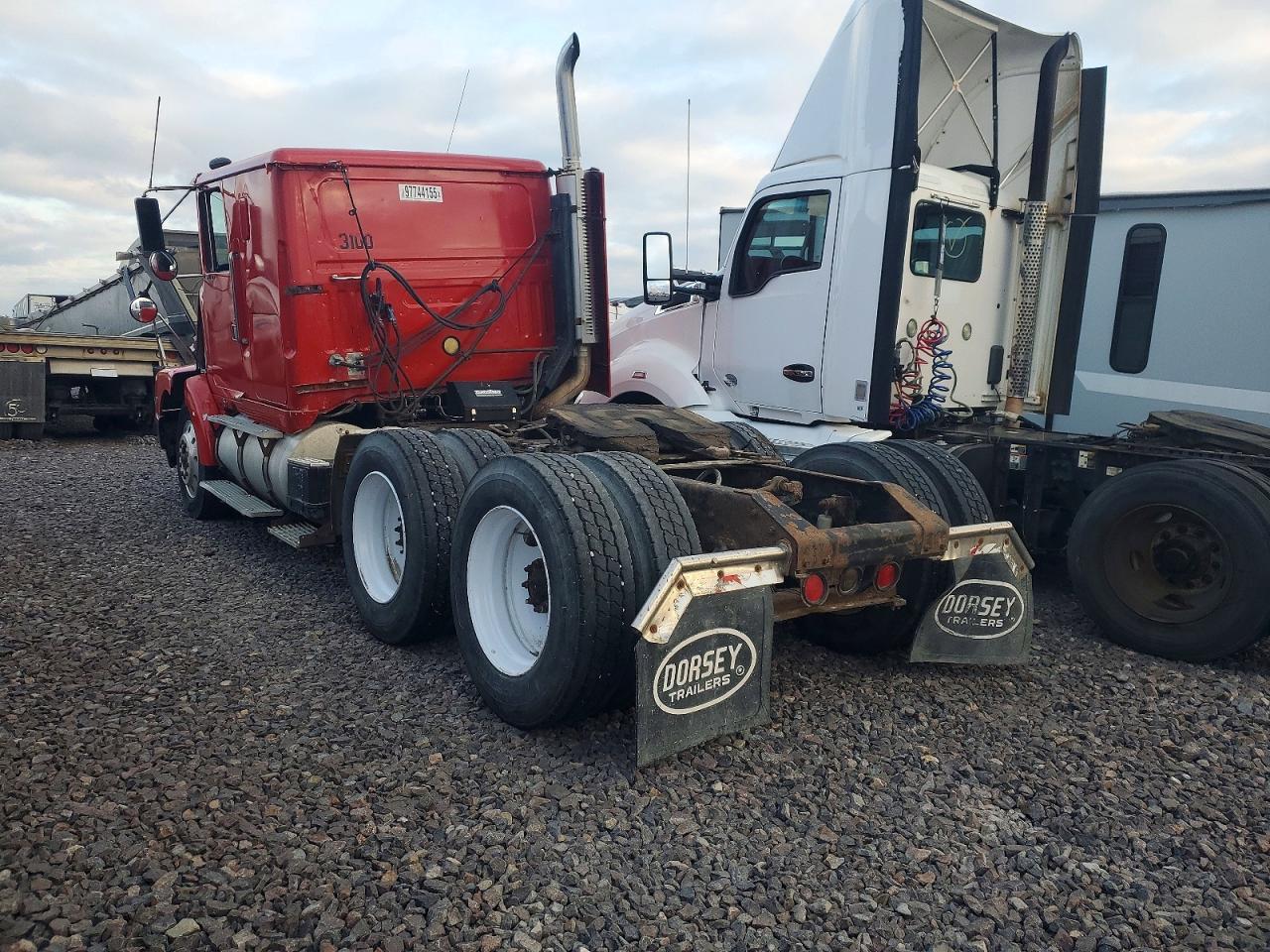 1992 GMC 1992 Volvo WIA Semi Truck