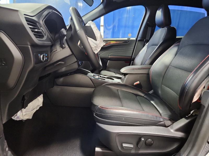 2025 Ford Escape st Line