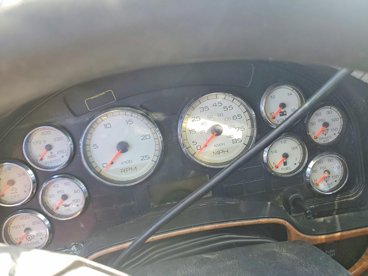 2014 International Prostar Semi Truck