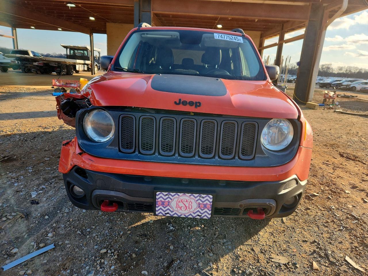 2016 Jeep Renegade Trailhawk
