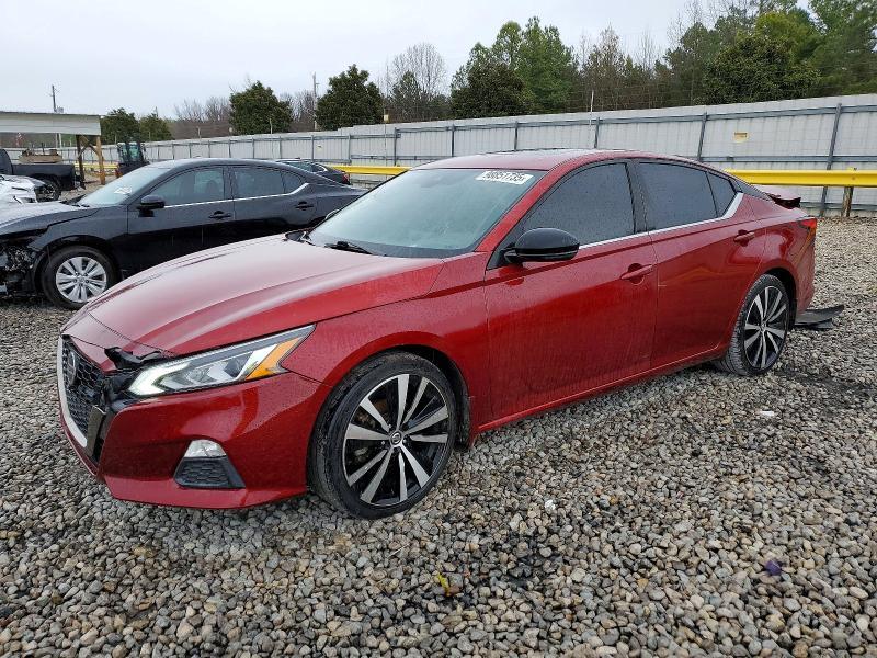 2020 Nissan Altima sr