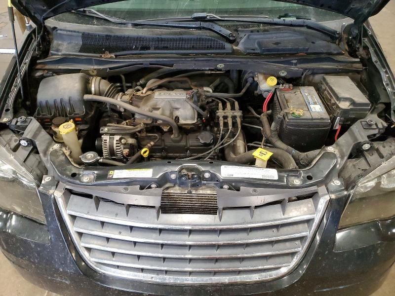 2010 Chrysler Town & Country Touring