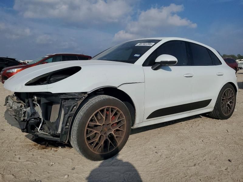 2016 Porsche Macan Turbo