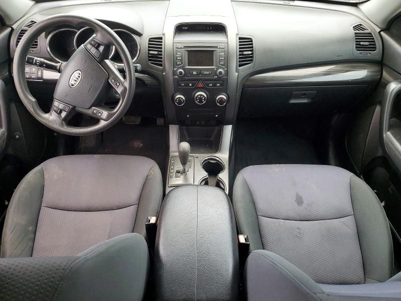 2013 KIA Sorento lx