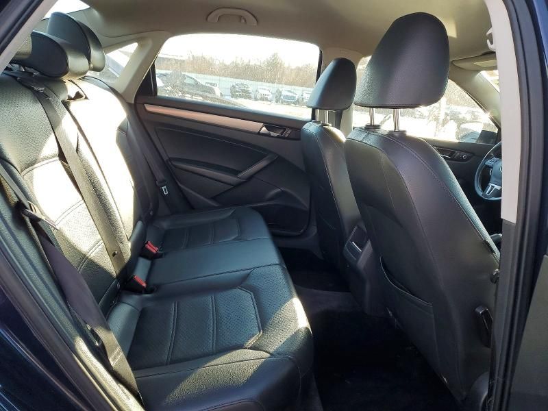 2015 Volkswagen Passat s