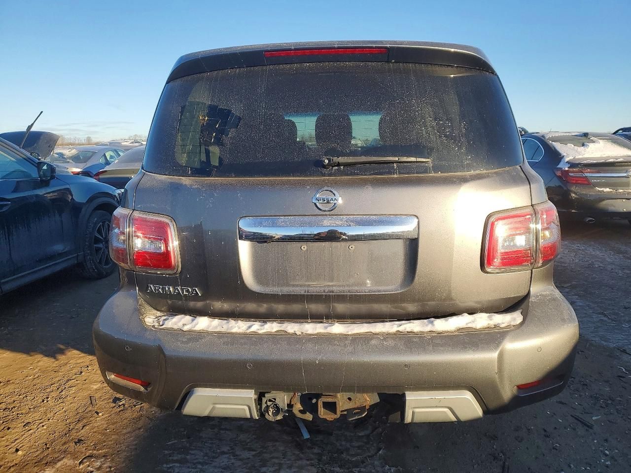 2017 Nissan Armada sv