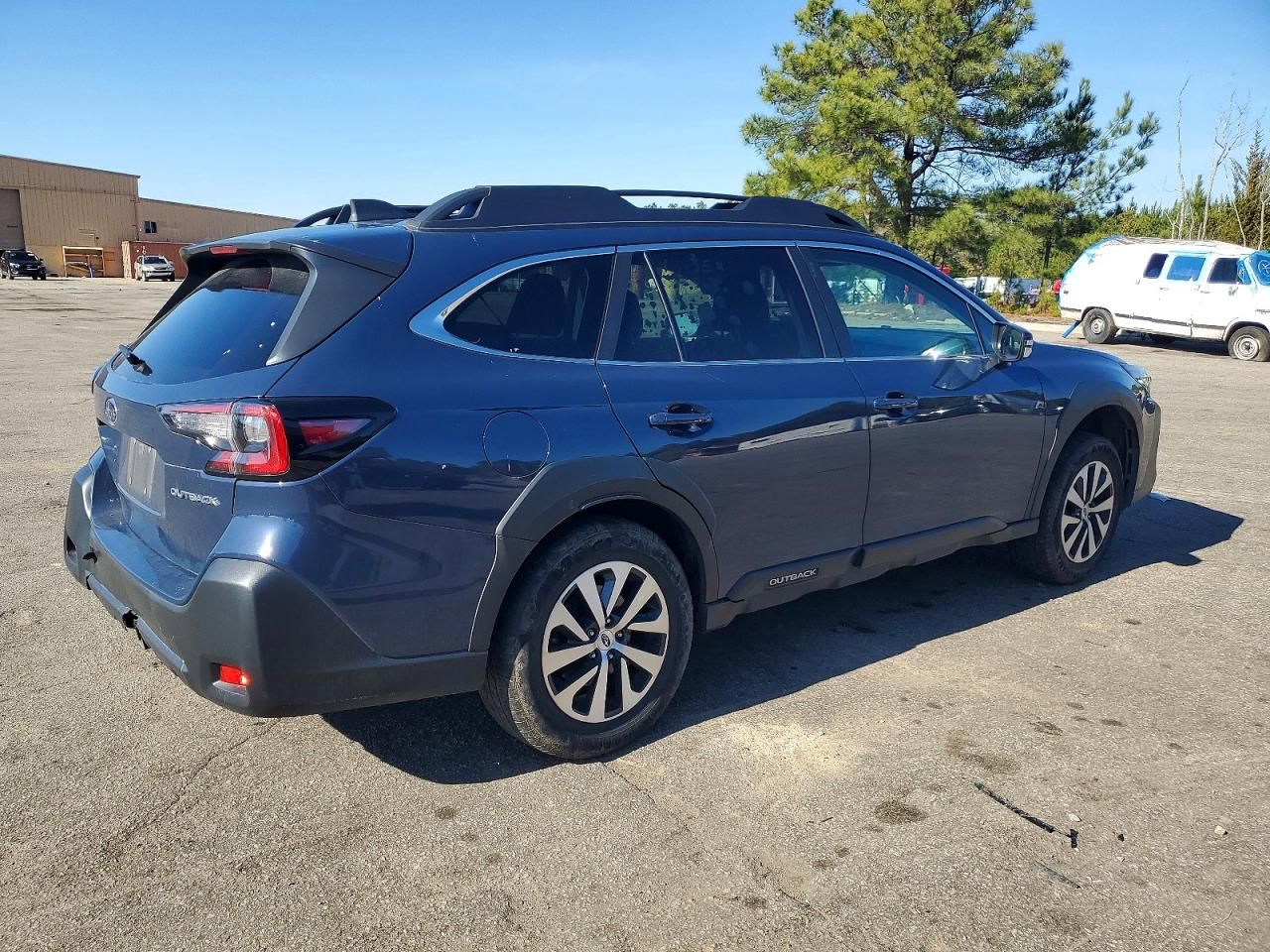 2023 Subaru Outback Premium