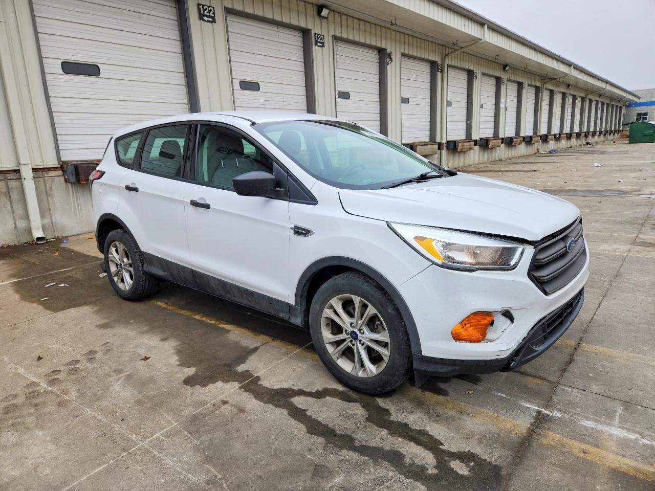 2017 Ford Escape s