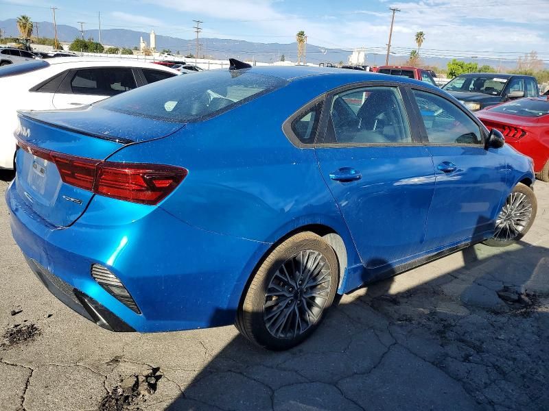 2022 KIA Forte gt Line