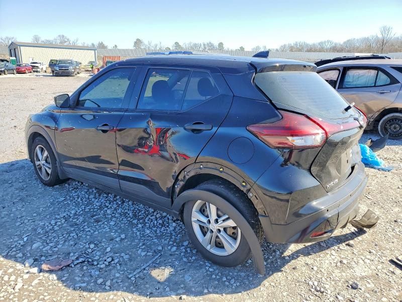 2022 Nissan Kicks s