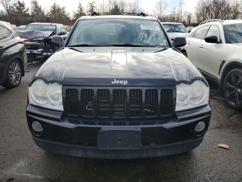 2006 Jeep Grand Cherokee Laredo