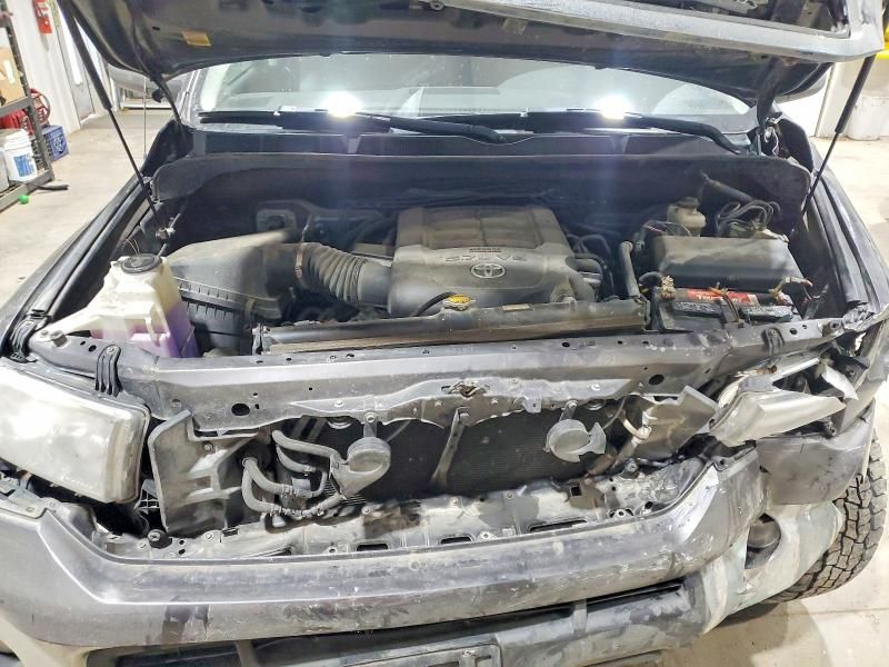 2012 Toyota Tundra Double cab SR5