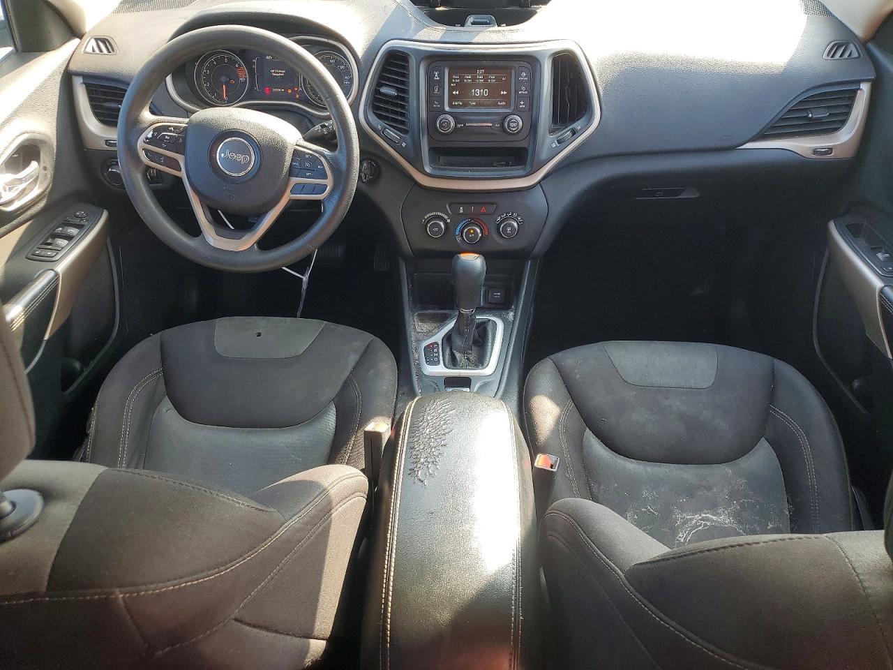 2017 Jeep Cherokee Sport