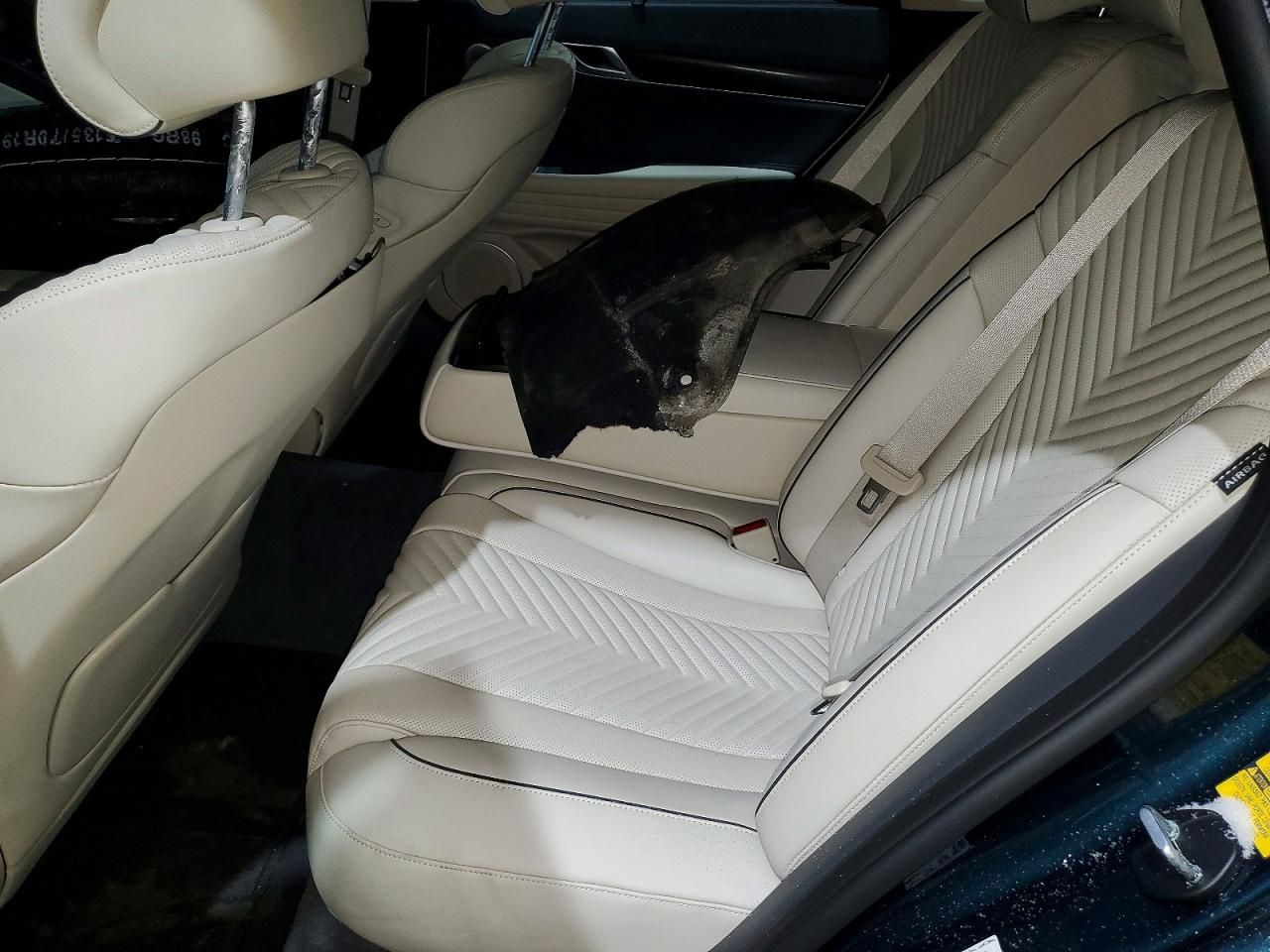 2023 Genesis G80 Base