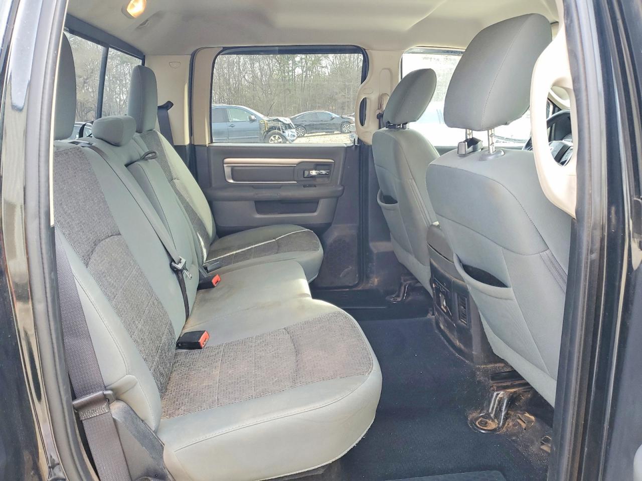 2016 Dodge RAM 1500 SLT