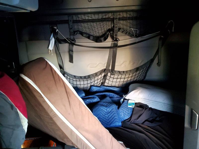 2019 Freigliner 2019 Freightliner Cascadia 126 Semi Truck