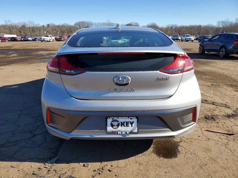 2020 Hyundai Ioniq Hybrid se