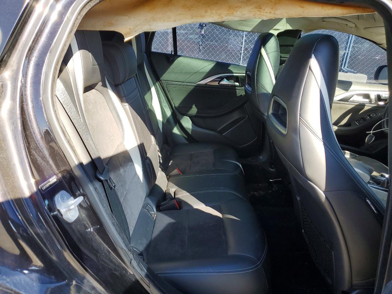 2017 Infiniti Qx30 Base