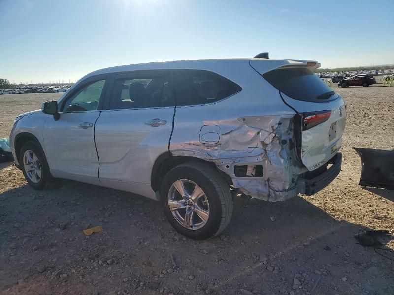 2023 Toyota Highlander l