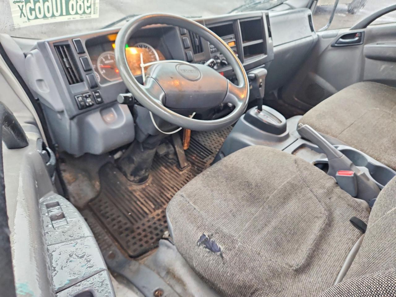 2013 Isuzu NPR
