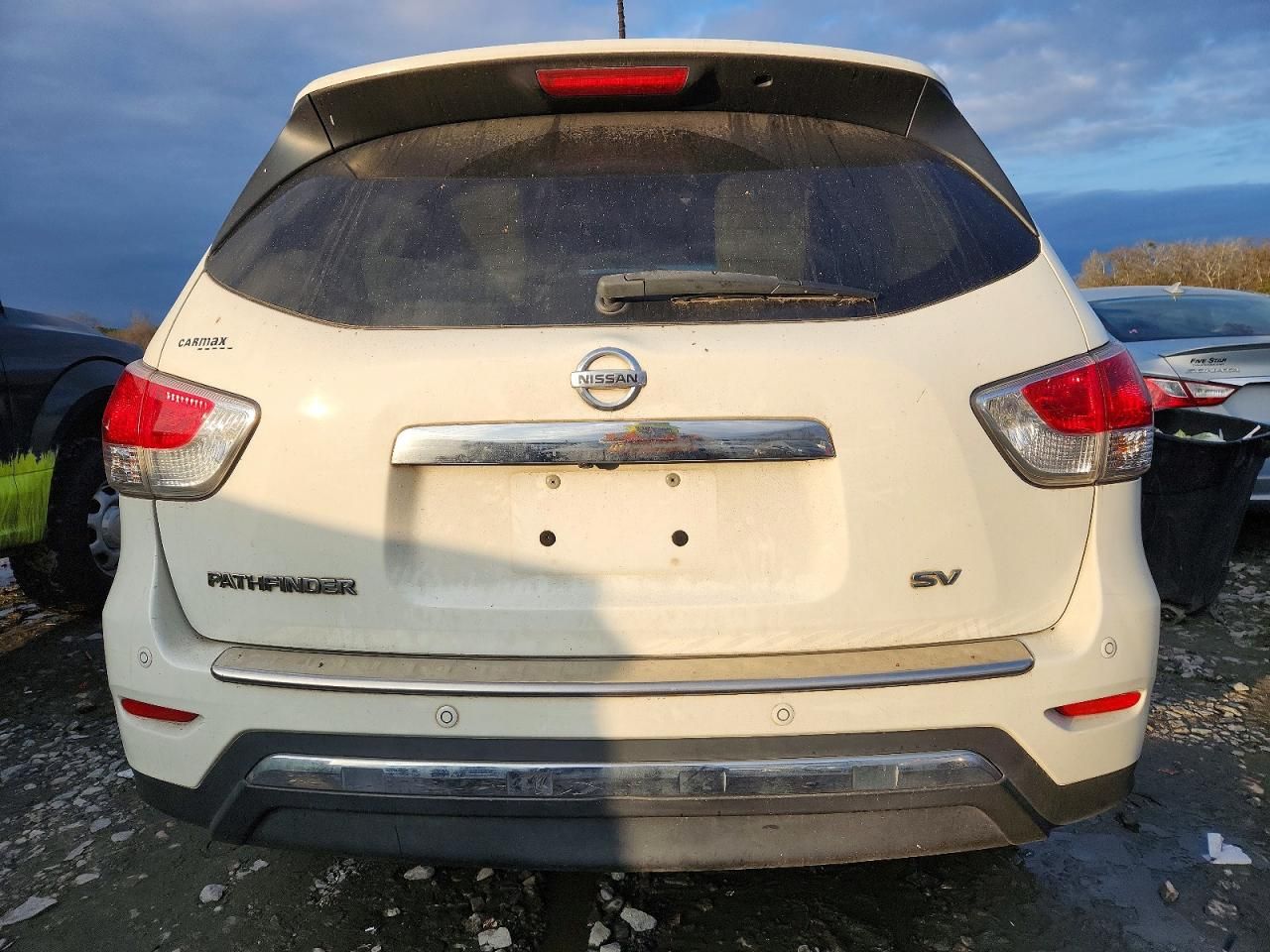 2016 Nissan Pathfinder s