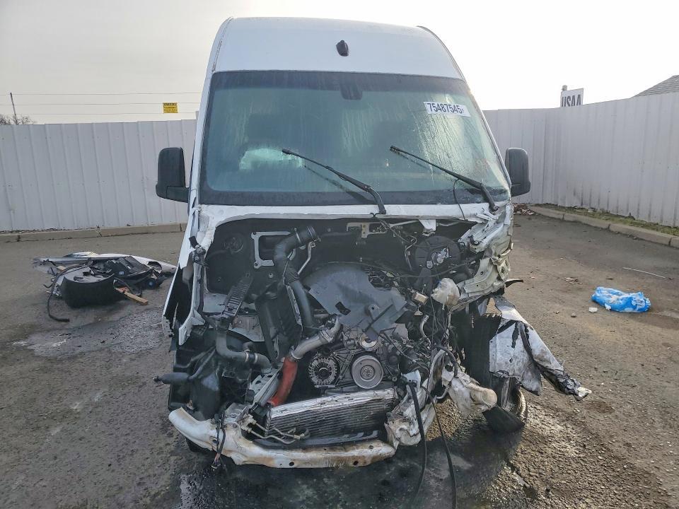 2022 Mercedes-Benz Sprinter 2500