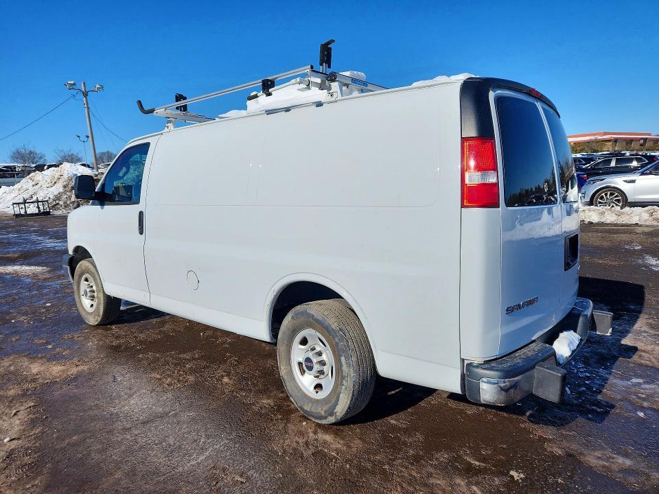 2021 GMC Savana G2500 Utility / Service van