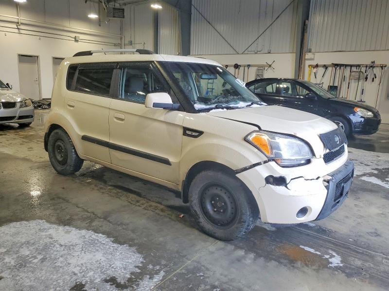 2010 KIA Soul +