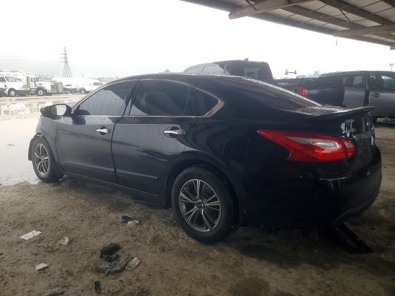 2016 Niss Altima 2.5