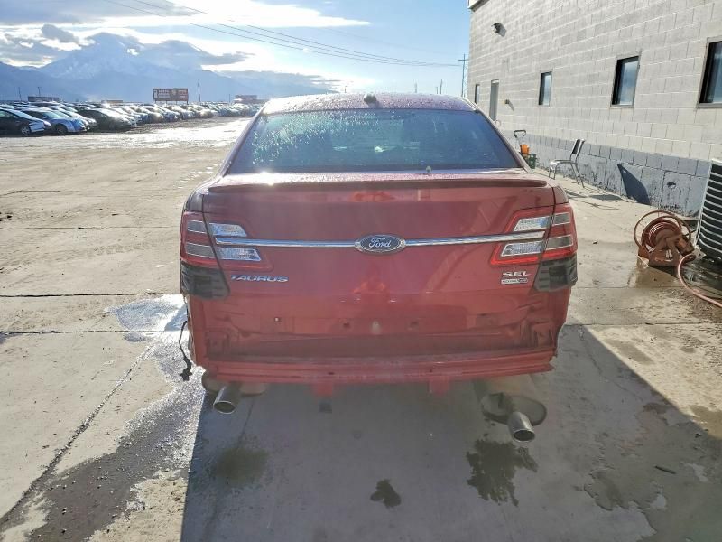 2018 Ford Taurus sel