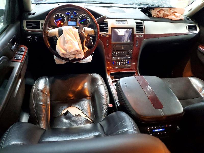 2010 Cadillac Escalade Premium