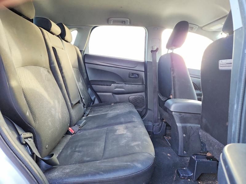 2014 Mitsubishi Outlander Sport es