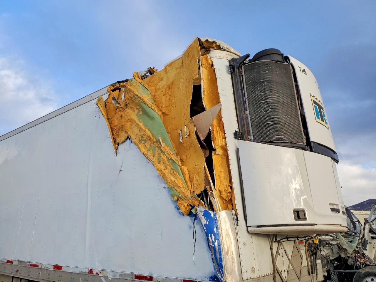 2014 Utility VS2RA Refrigerated Van Trailer