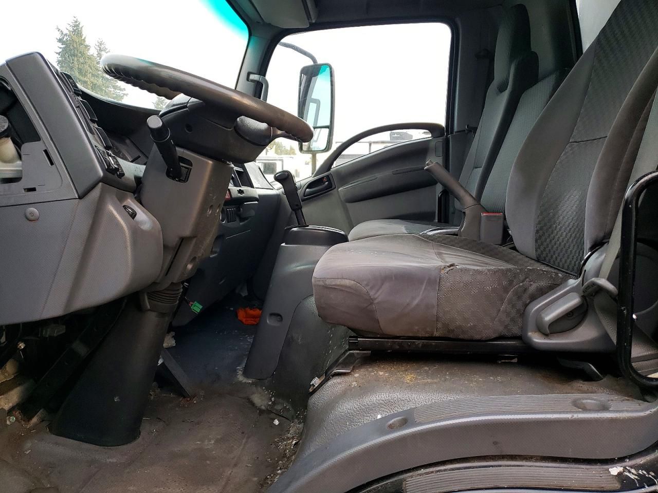 2012 Isuzu NPR HD BOX Truck