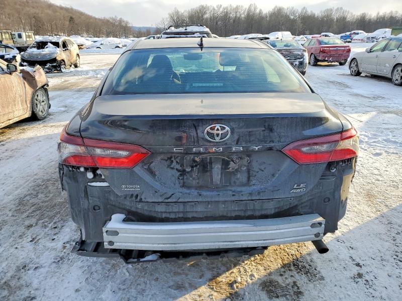 2024 Toyota Camry le